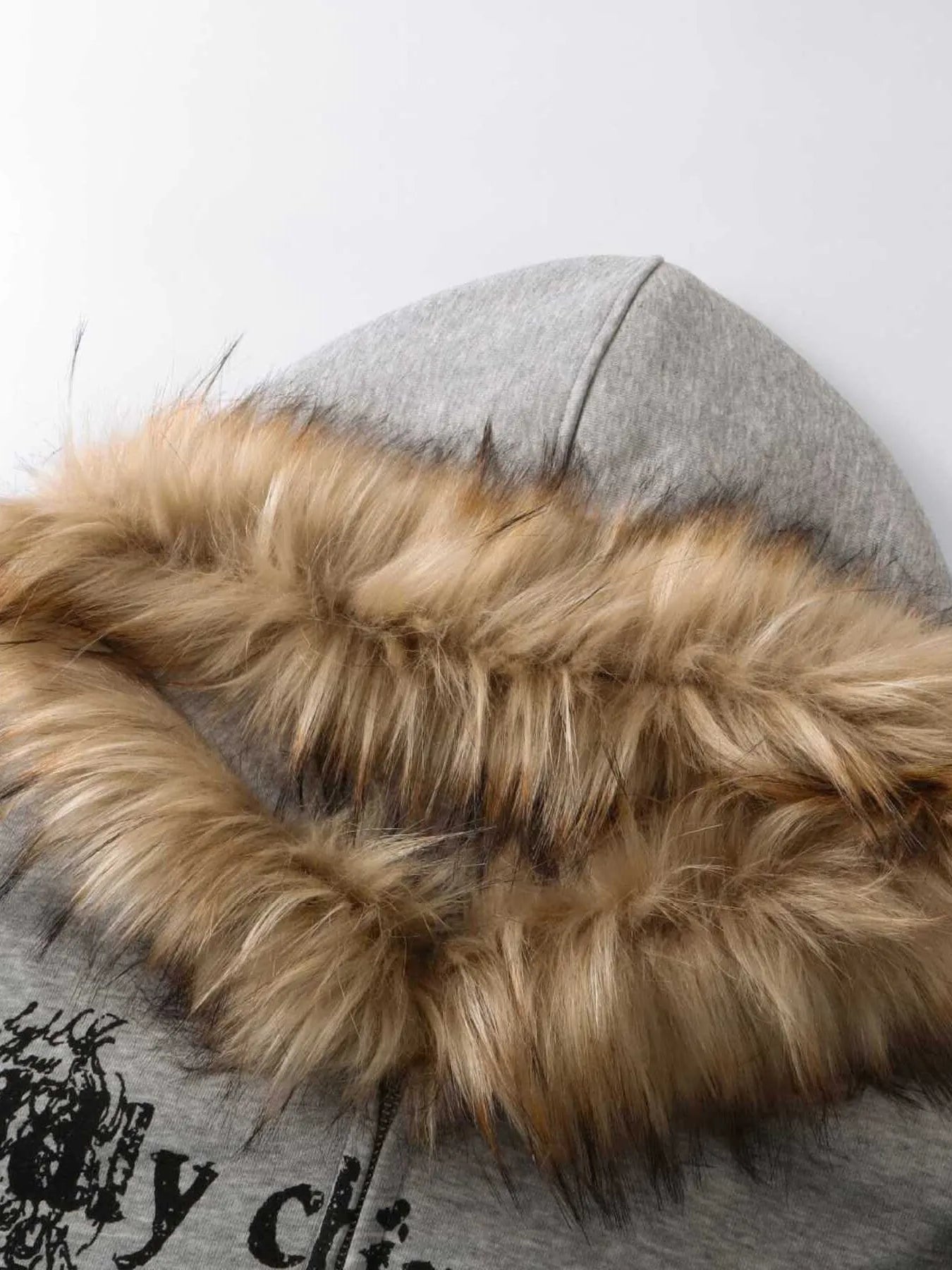 9166b3e4954349d78a50106b499ff052-Max-Origin